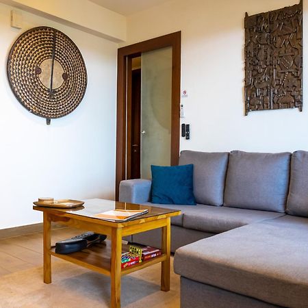 Solea 1 Bedroom Apartment - Central, Comfortable, Cozy, Balcony, Pool, Gym Accra Exterior foto