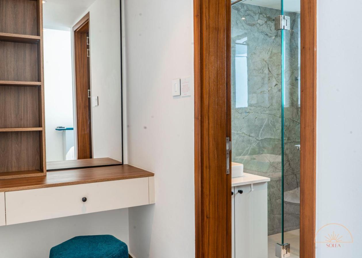 Solea 1 Bedroom Apartment - Central, Comfortable, Cozy, Balcony, Pool, Gym Accra Exterior foto