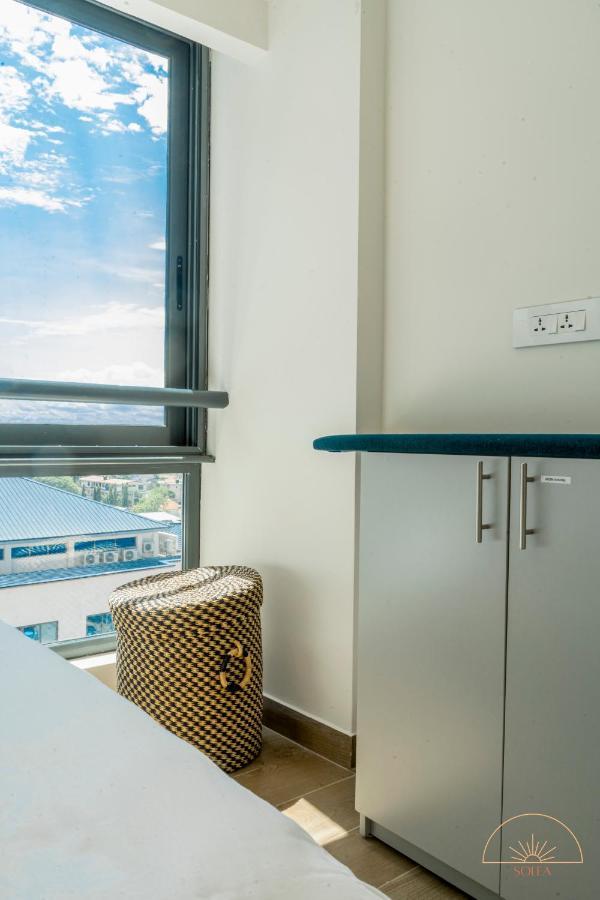 Solea 1 Bedroom Apartment - Central, Comfortable, Cozy, Balcony, Pool, Gym Accra Exterior foto