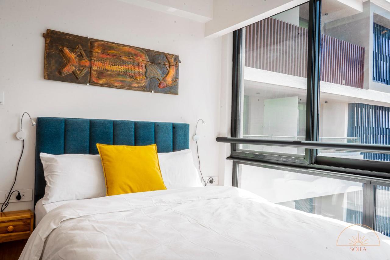 Solea 1 Bedroom Apartment - Central, Comfortable, Cozy, Balcony, Pool, Gym Accra Exterior foto