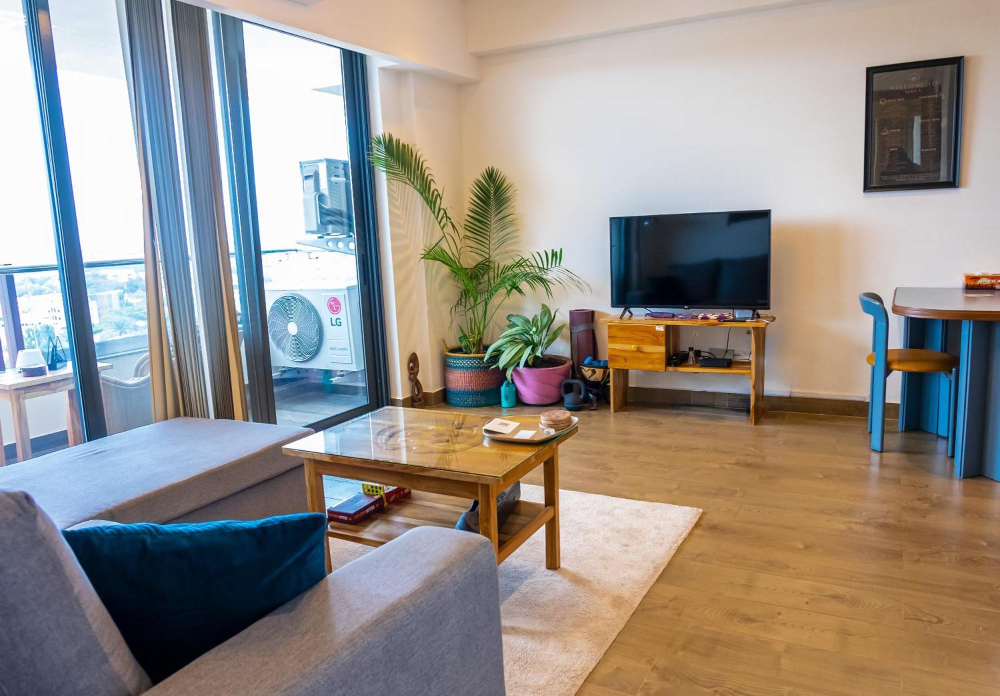 Solea 1 Bedroom Apartment - Central, Comfortable, Cozy, Balcony, Pool, Gym Accra Exterior foto